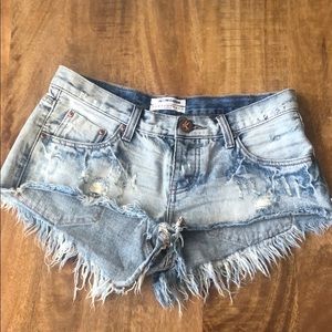 One teaspoon Bonita’s shorts. Size 27